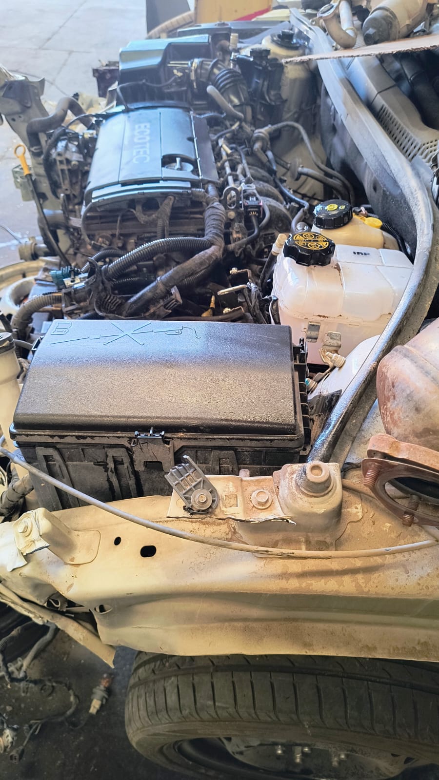 PISTONE CAMIóN Chevrolet CRUZE 2010  USADO  EN DESARME